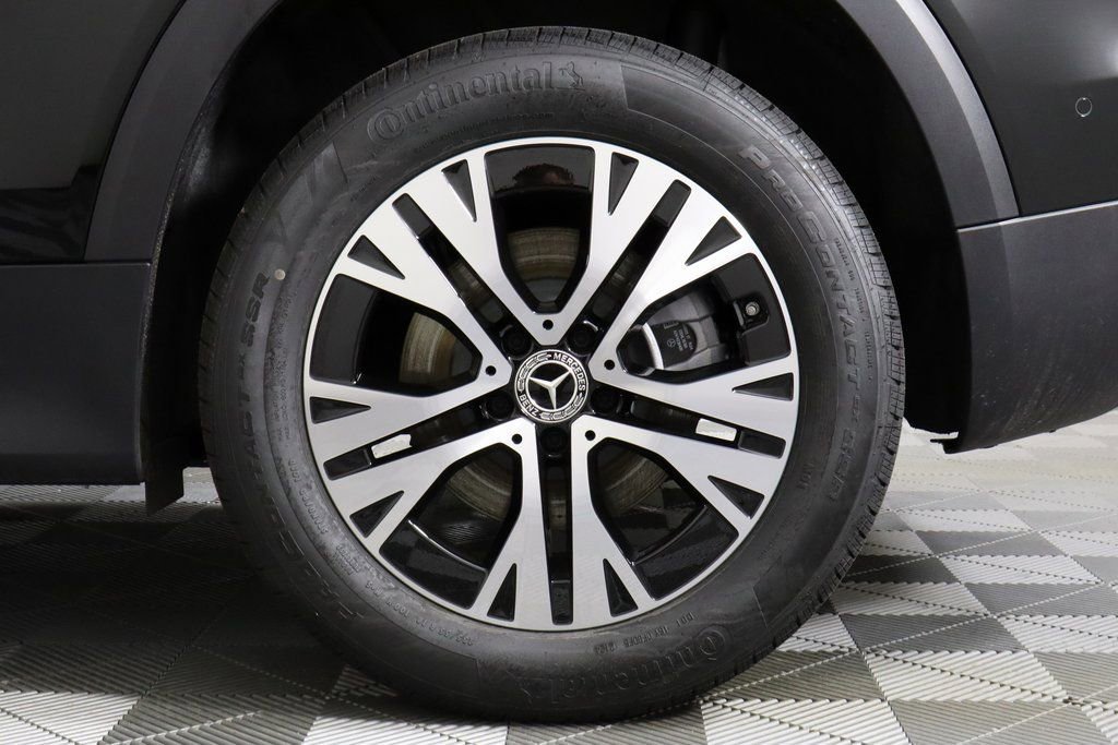 2025 Mercedes-Benz GLB Base - Photo 37