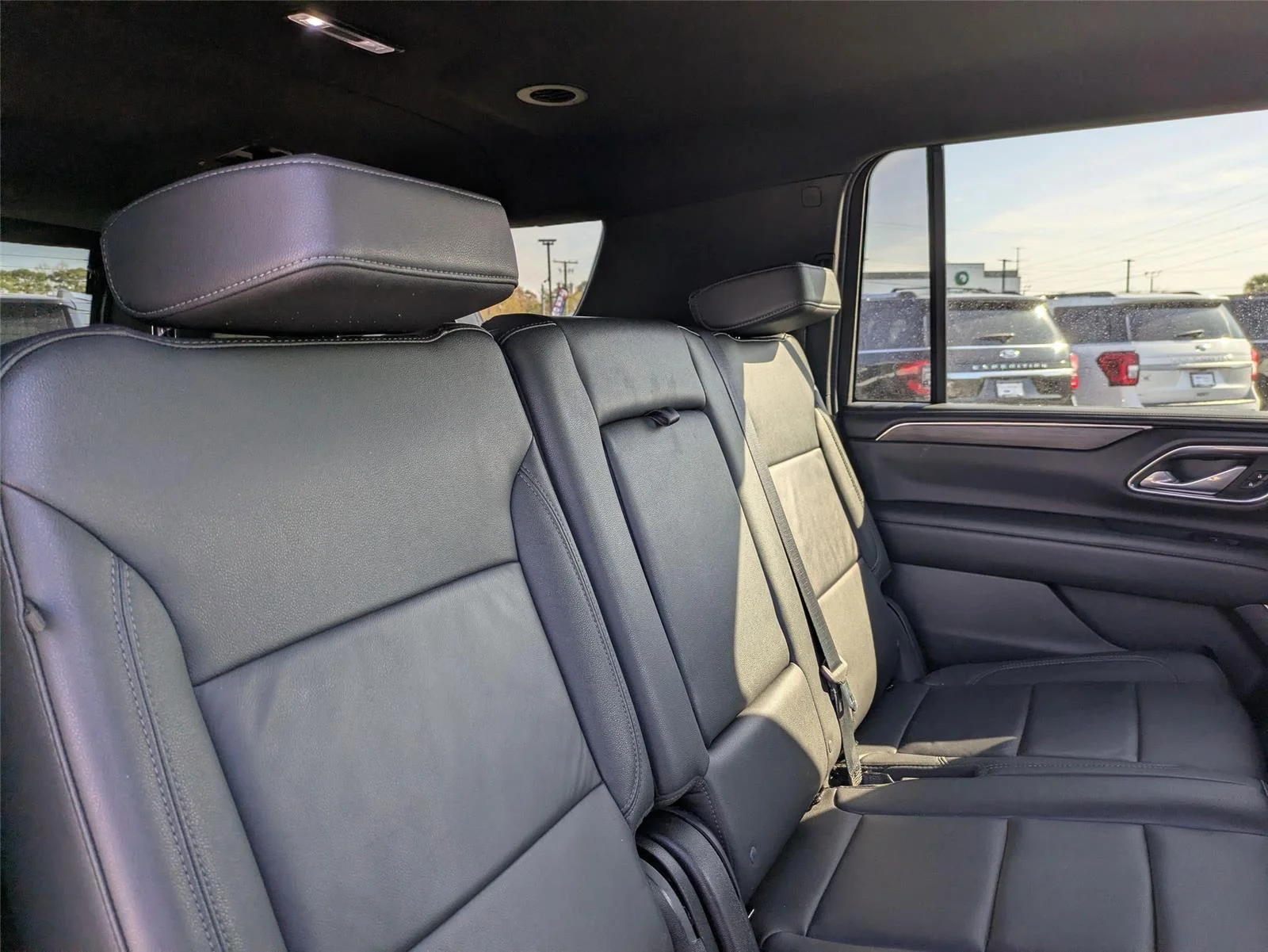 Used 2024 Summit White Chevrolet LT image 31