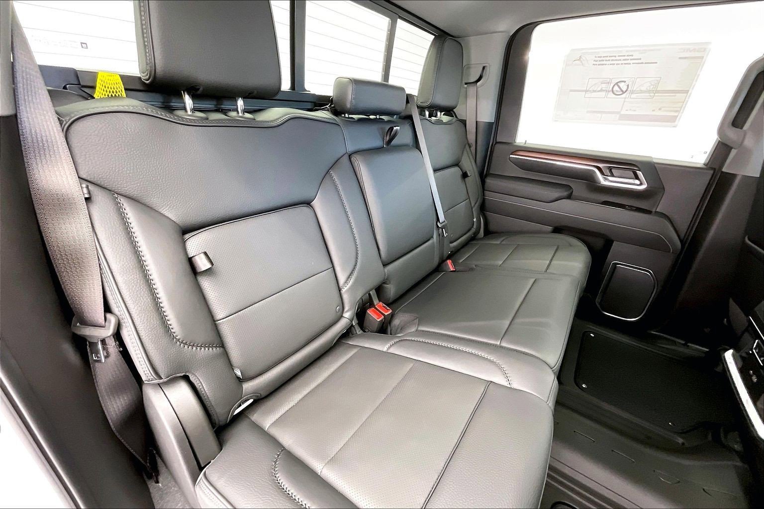 2026 GMC Sierra 2500HD Denali - Photo 10
