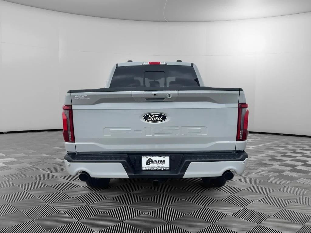 New 2026 Avalanche Ford Lariat® image 4