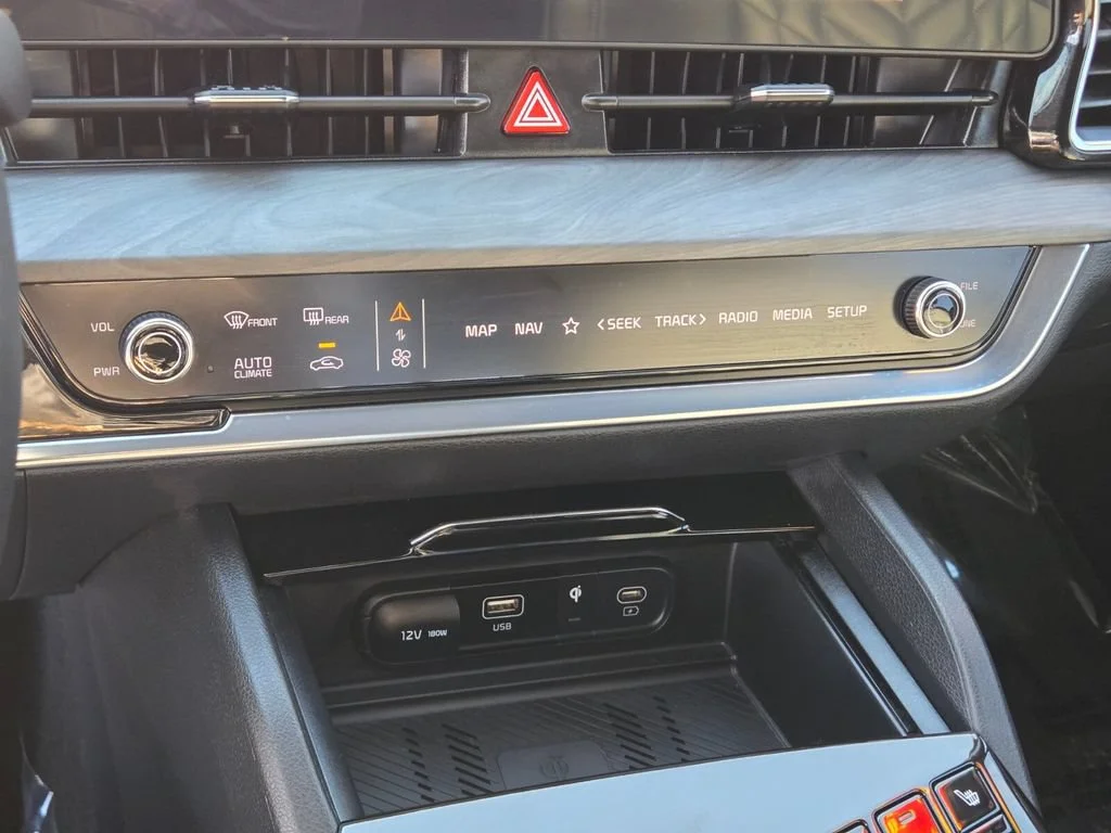 Used 2023 Shadow Matte Gray Kia X-Line Prestige image 21