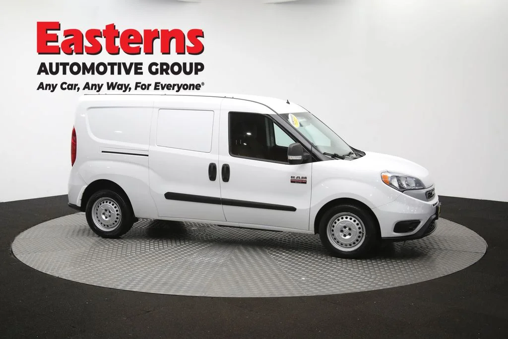 Used 2022 White Ram Base image 47