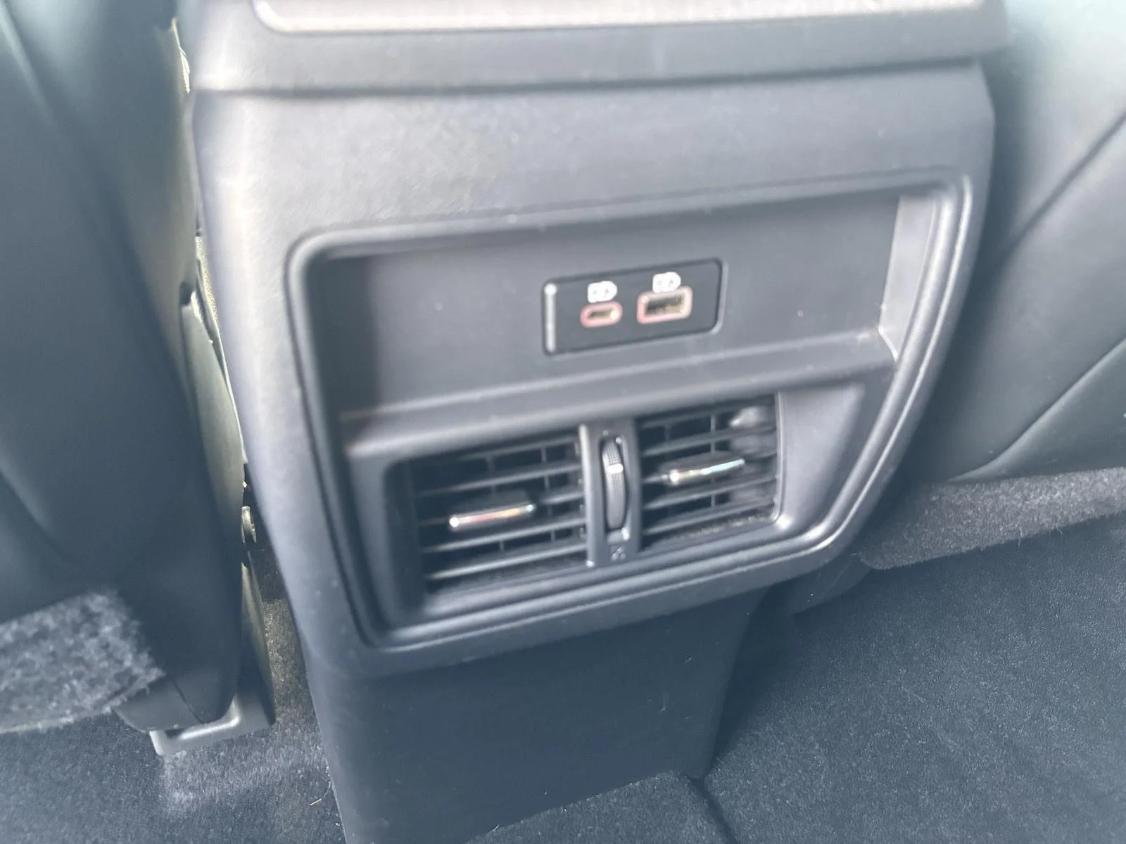 Used 2023  Nissan SV image 22