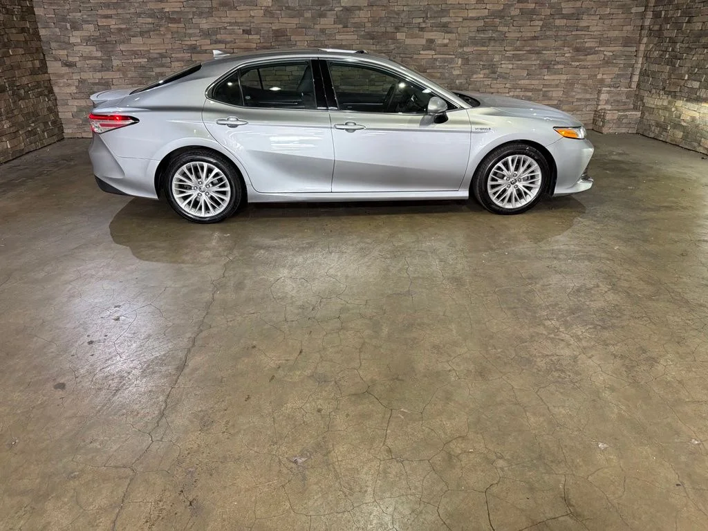 Used 2020 Celestial Silver Metallic Toyota XLE image 10
