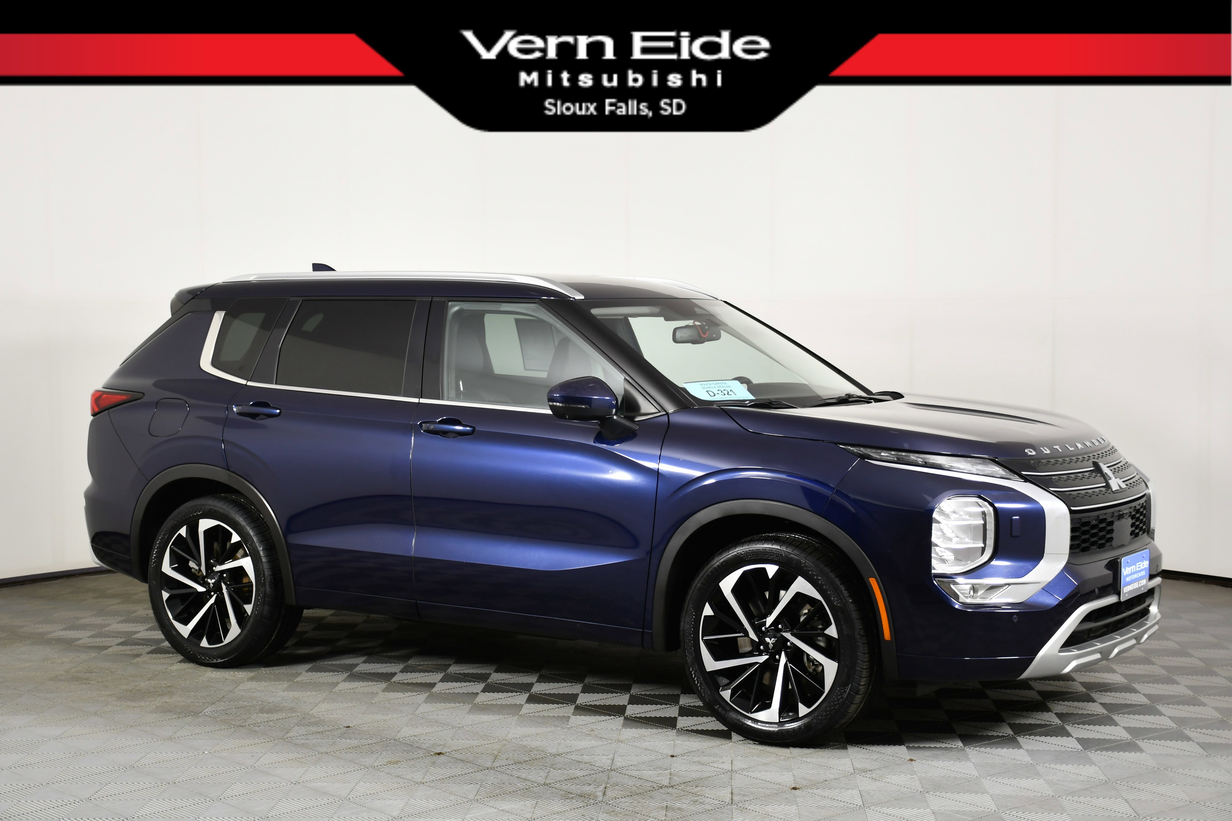 2022 Mitsubishi Outlander SEL S-AWC's photo