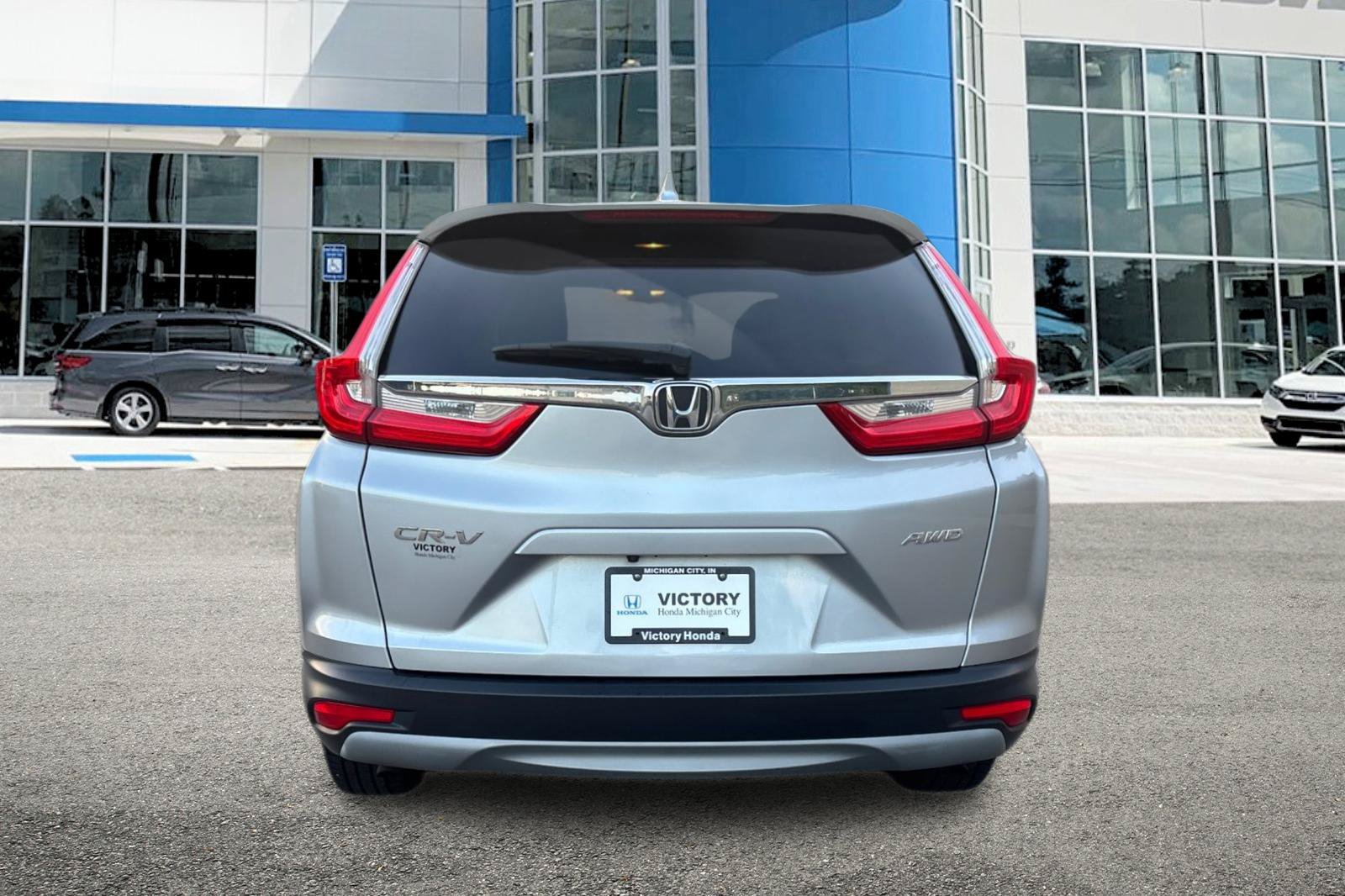 Used 2018 Silver Honda EX image 3