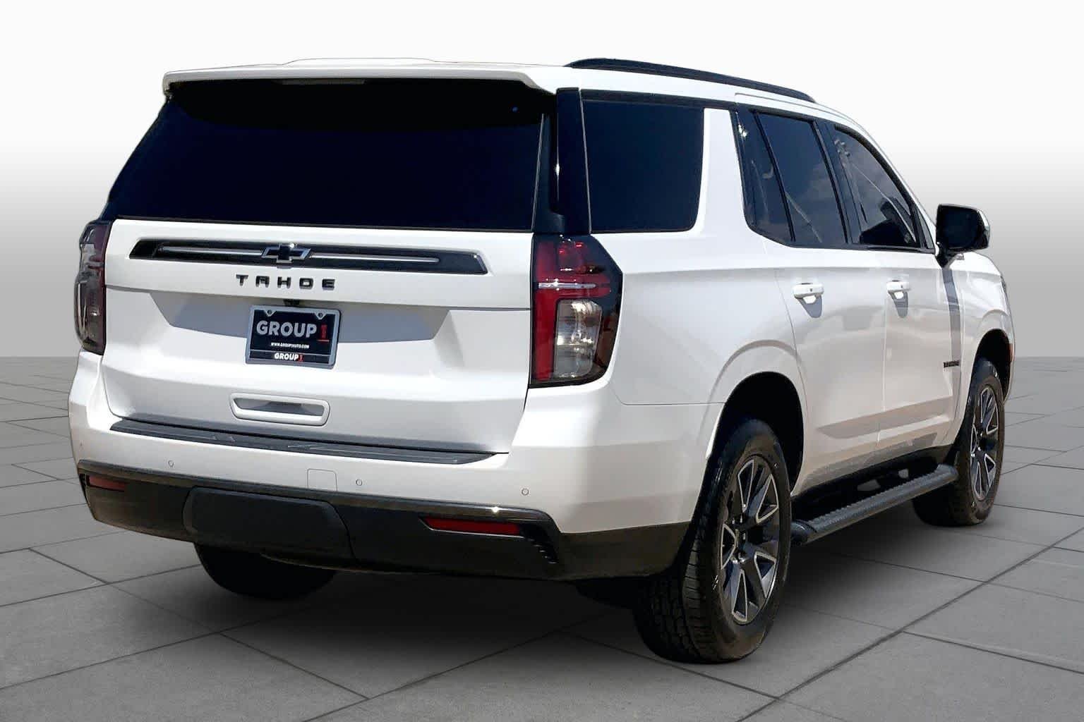 Used 2022 Iridescent Pearl Tricoat Chevrolet Z71 image 13
