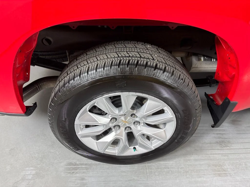 Used 2025 Red Chevrolet Custom image 10