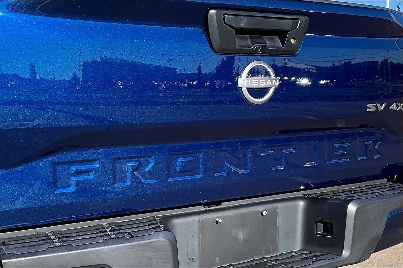 Used 2023 Deep Blue Pearl Nissan SV image 29