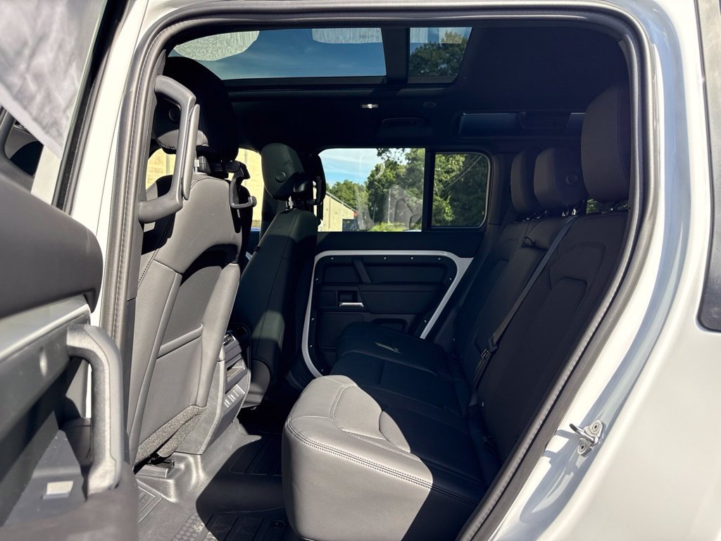 New 2026 White Land Rover S image 13