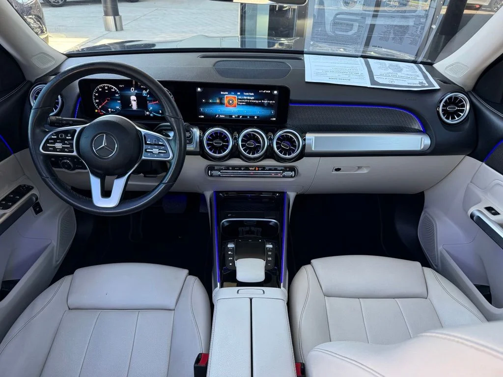 Certified Used 2023  Mercedes-Benz GLB 250 image 11