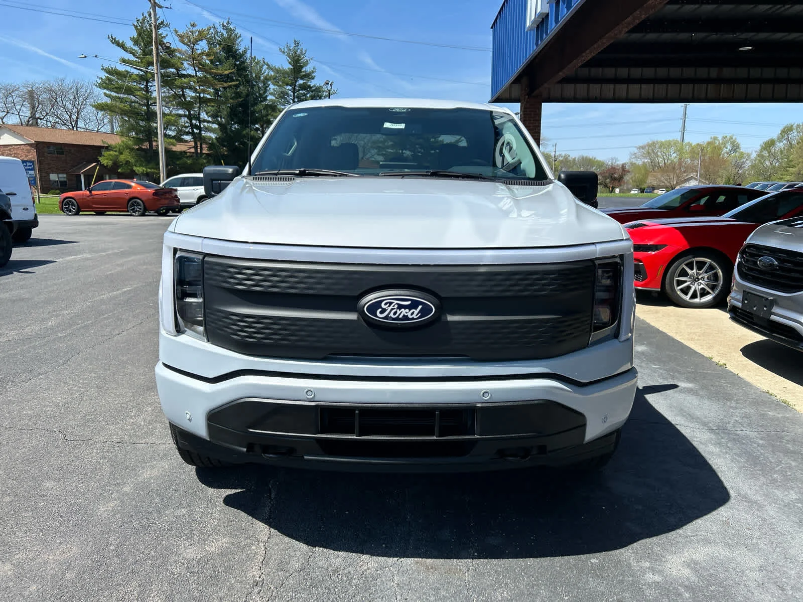 New 2025 Space White Metallic Ford Flash™ image 3