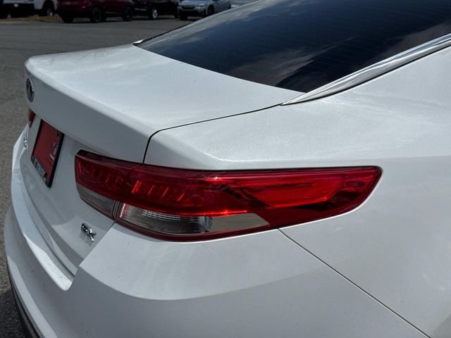 Used 2018 White Kia EX image 13
