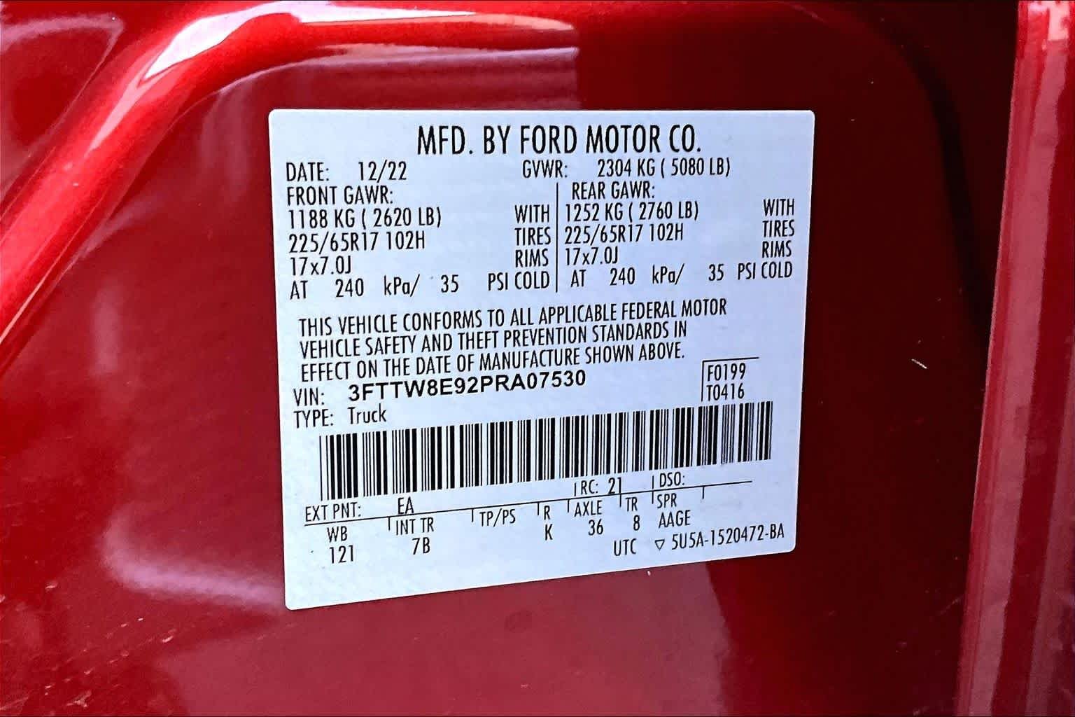 Used 2023 Hot Pepper Red Tinted Clearcoat Ford XLT image 34