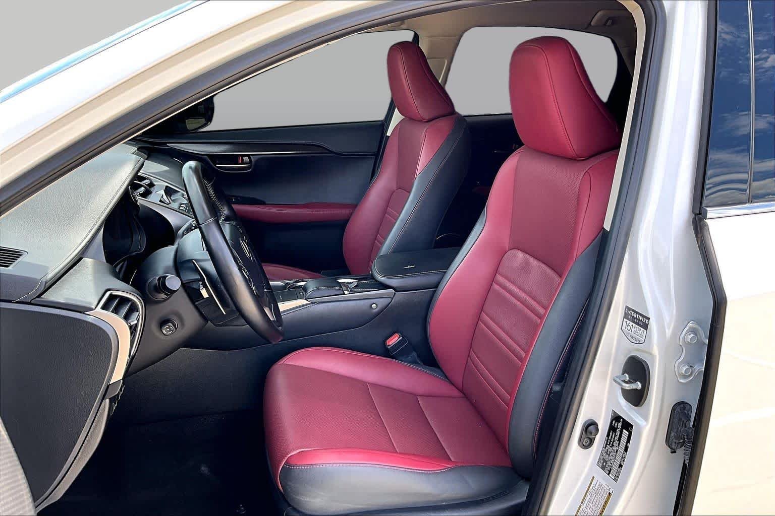 Used 2021 Eminent White Pearl Lexus  image 8