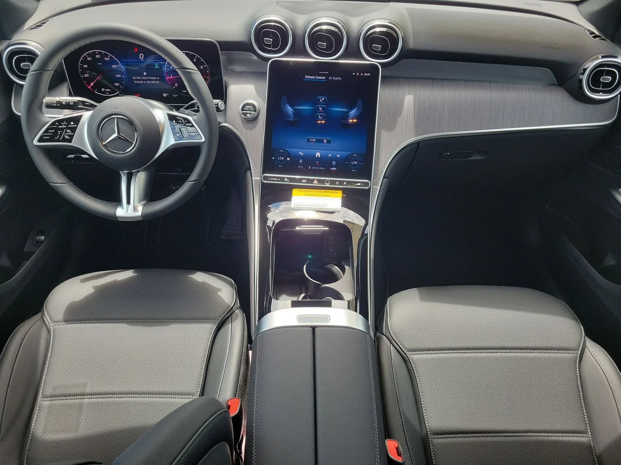 New 2026 Polar White Mercedes-Benz GLC 300 image 14