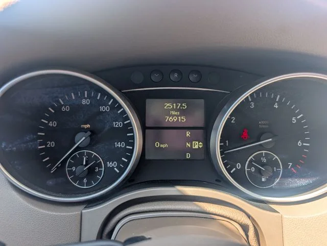 Used 2010 Red Mercedes-Benz ML 350 image 11