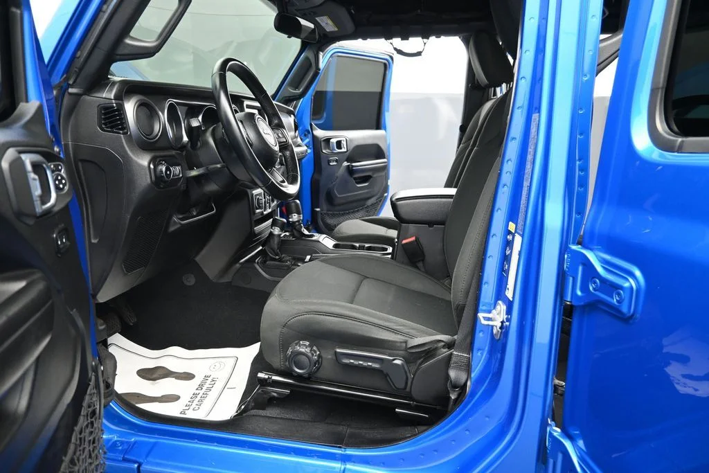 Used 2021 Blue Jeep Unlimited Sport S image 13