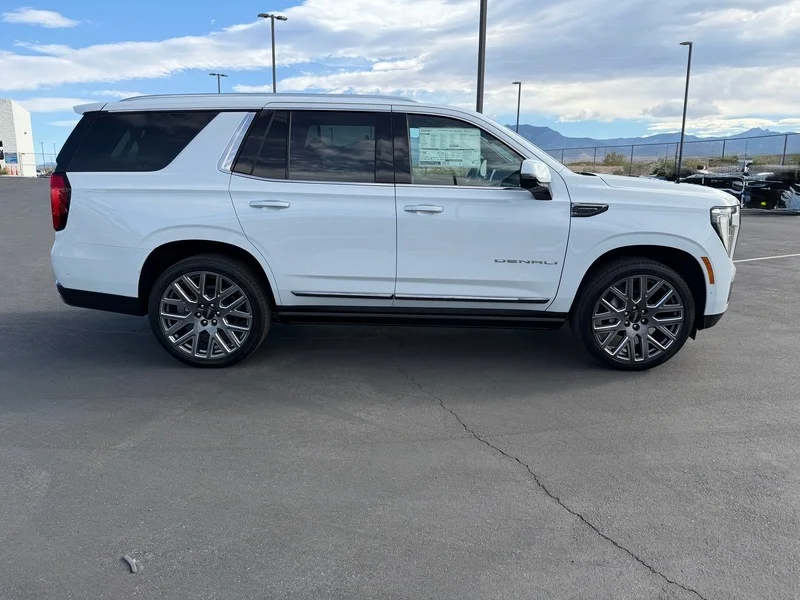 New 2026 Glacier White Tricoat GMC Denali Ultimate image 2