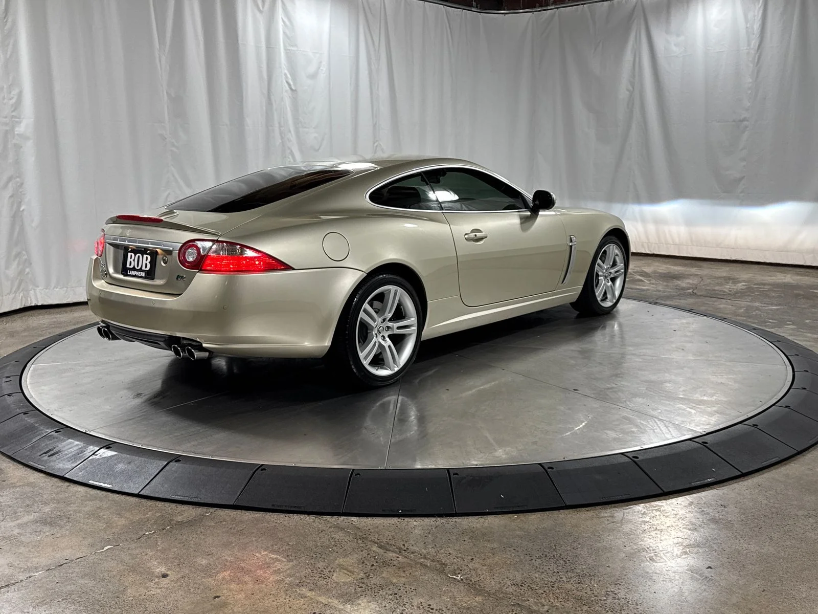 Used 2008 Winter Gold Jaguar XKR Base image 8