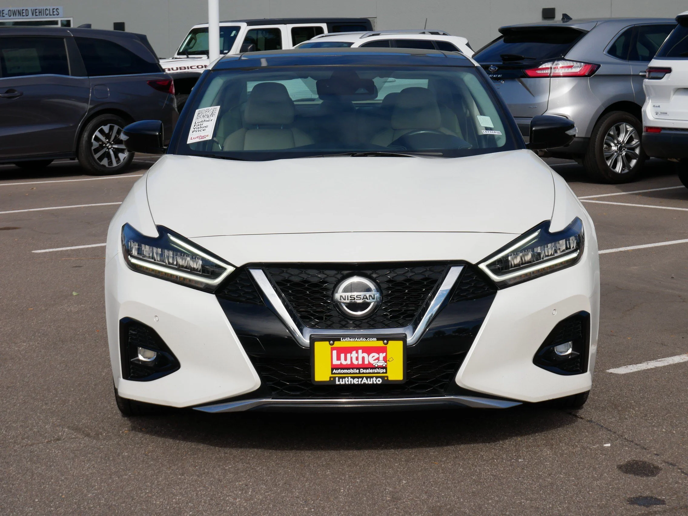 Used 2022 Nissan Maxima Platinum with VIN 1N4AA6FV2NC508330 for sale in Brooklyn Park, Minnesota