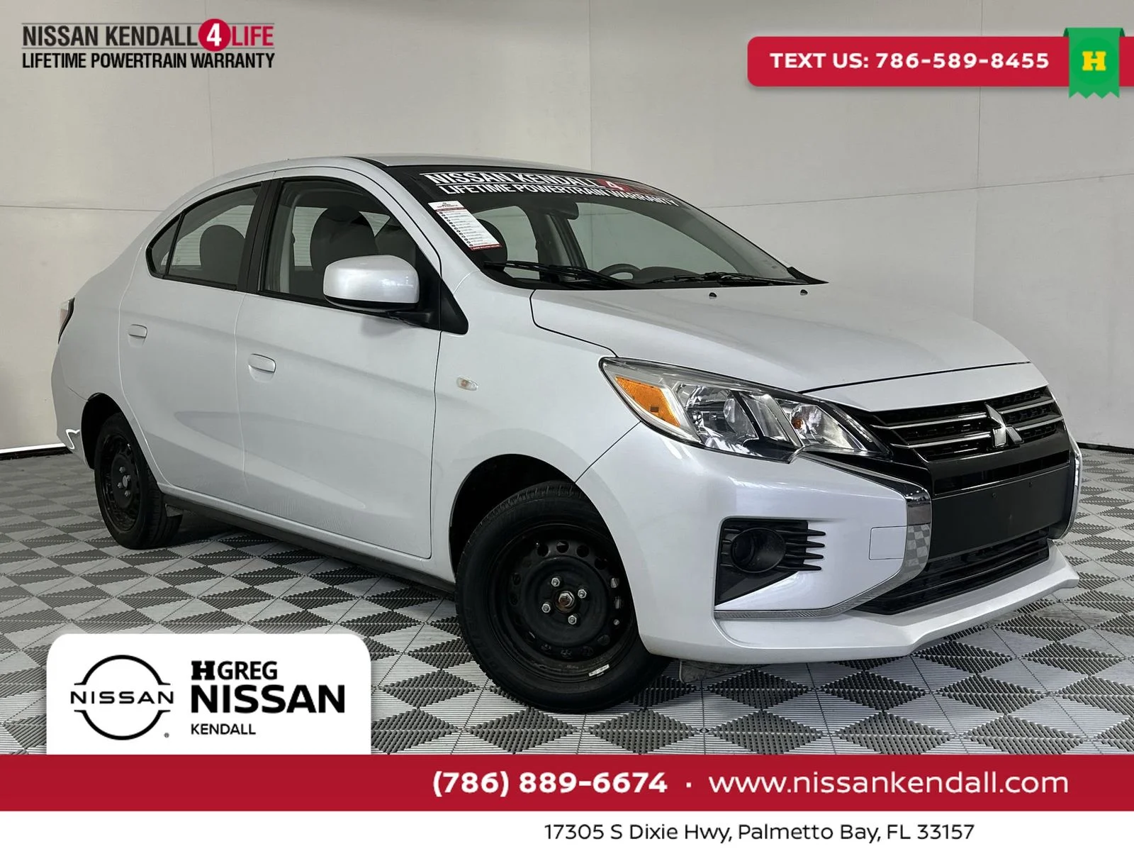 2024 Mitsubishi Mirage ES CVT's photo