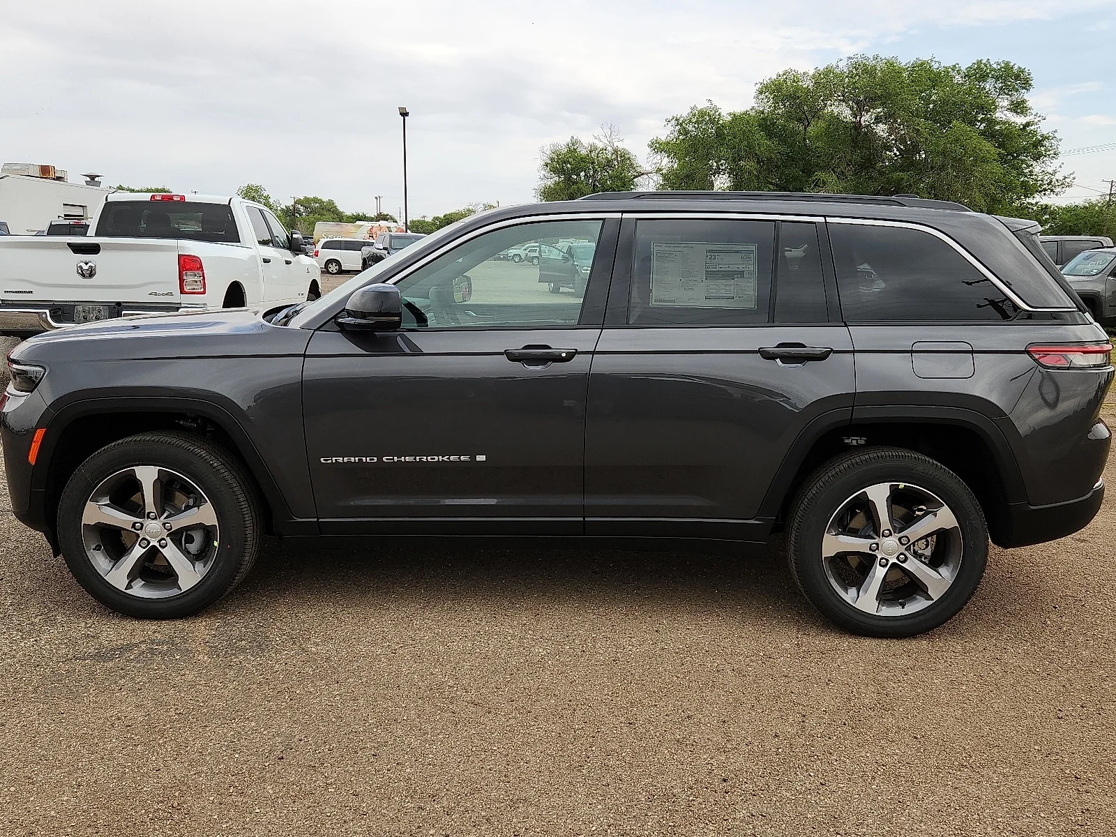 New 2026 Gray Jeep LIMITED 4X4 image 2