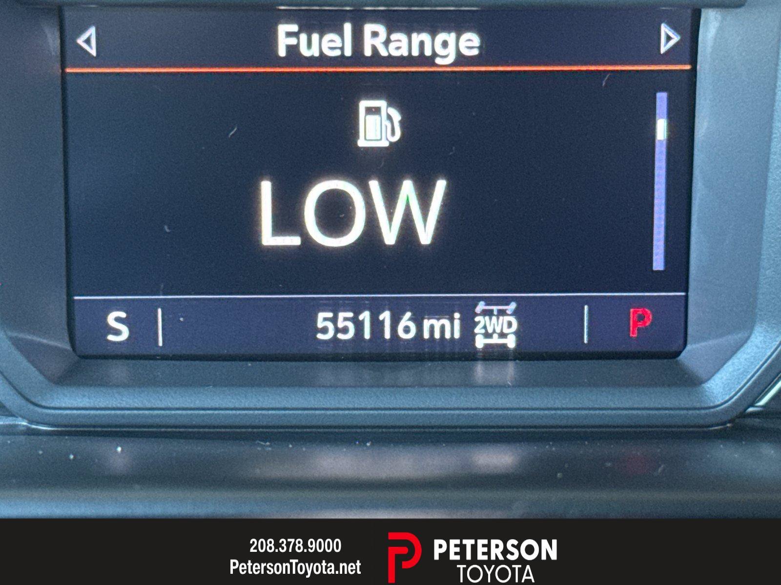 Used 2021  GMC AT4 image 22