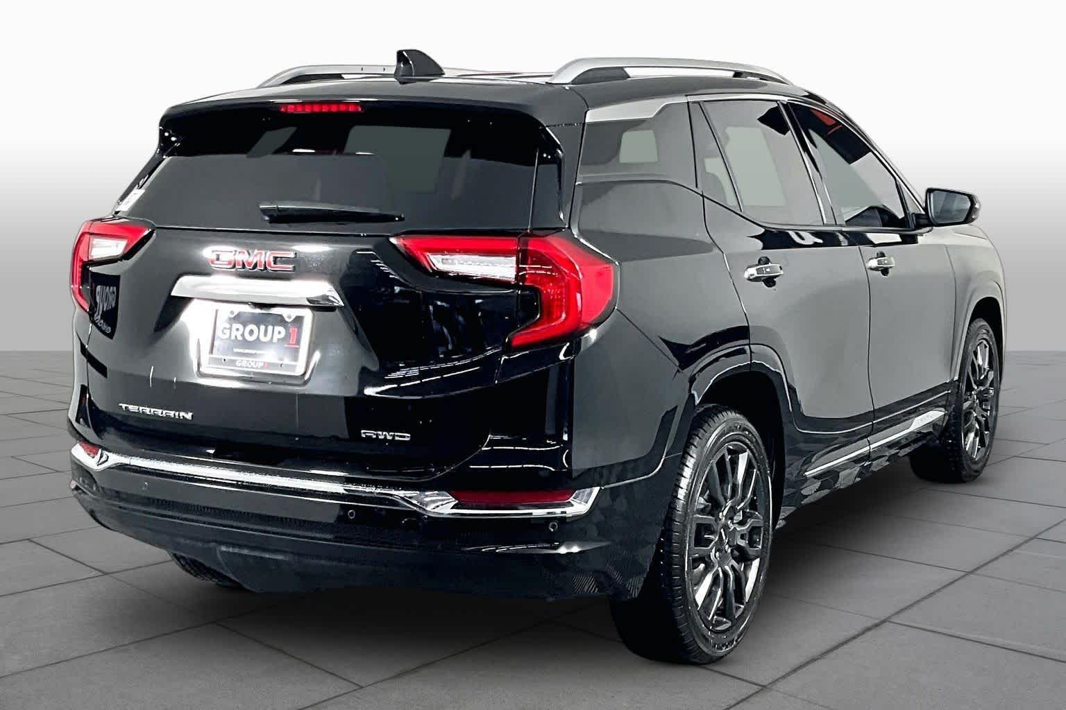 2023 GMC Terrain Denali - Photo 12