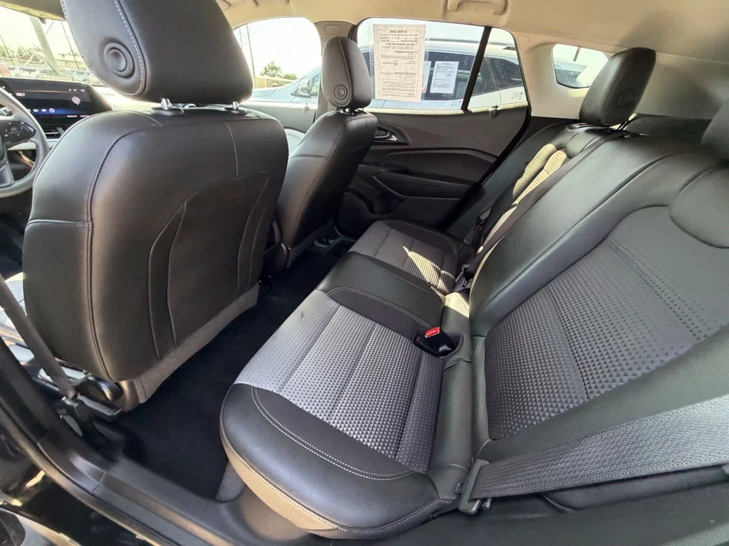 Used 2025 Black Chevrolet LT image 21