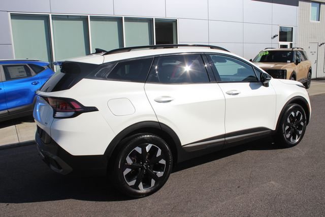 Used 2024 White Kia X-Line image 30