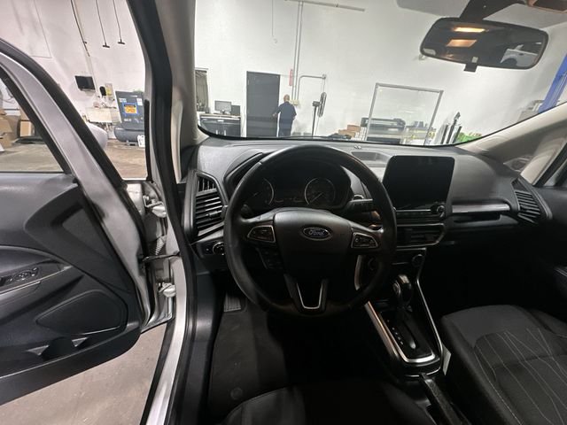 Used 2020 Silver Ford SE image 15