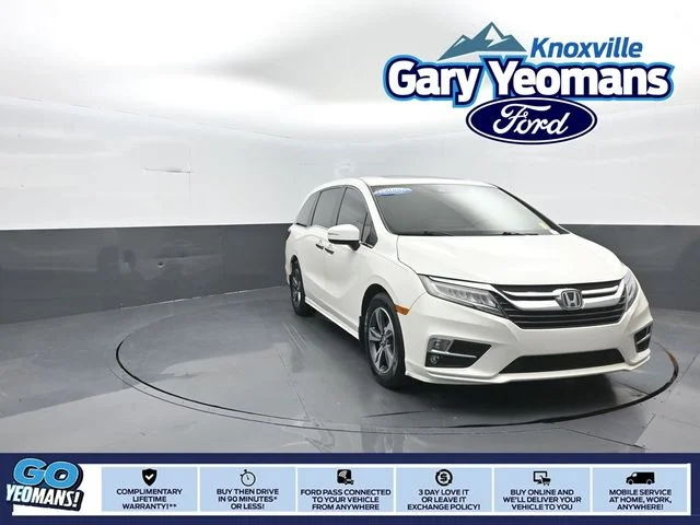 Certified Used 2018 Diamond White Honda Touring image 1