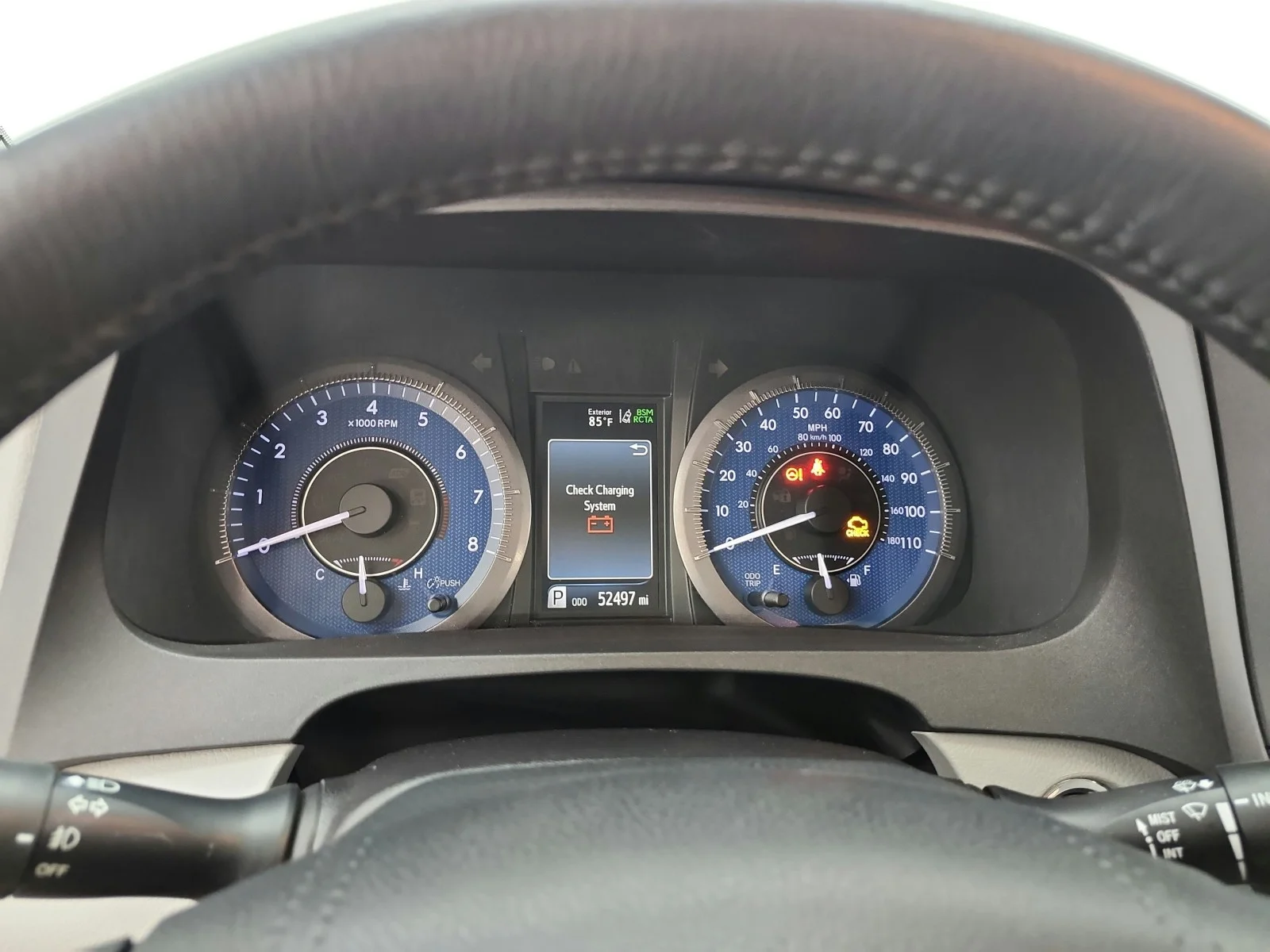 Used 2018 Silver Sky Metallic Toyota XLE Premium image 12