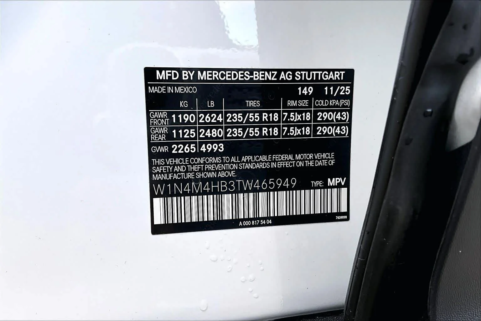New 2026 Polar White Mercedes-Benz GLB 250 image 21