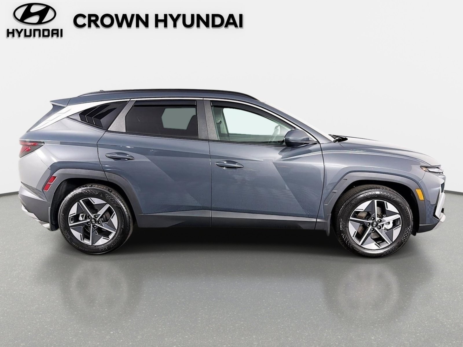 Used 2025 Ecotronic Gray Hyundai SEL image 4