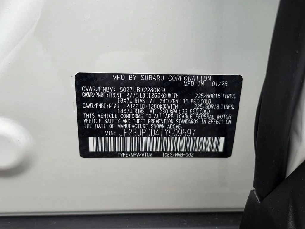 New 2026 CRYSTAL WHITE PEARL Subaru Limited image 33