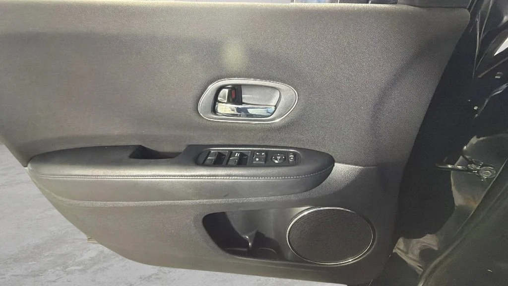 Used 2018 Black Honda EX image 24