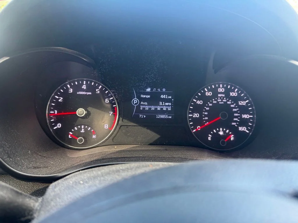 Used 2018 Sparkling Silver Kia EX image 16