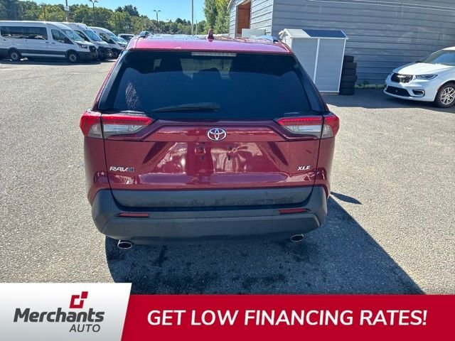 Used 2022 Red Toyota XLE image 7