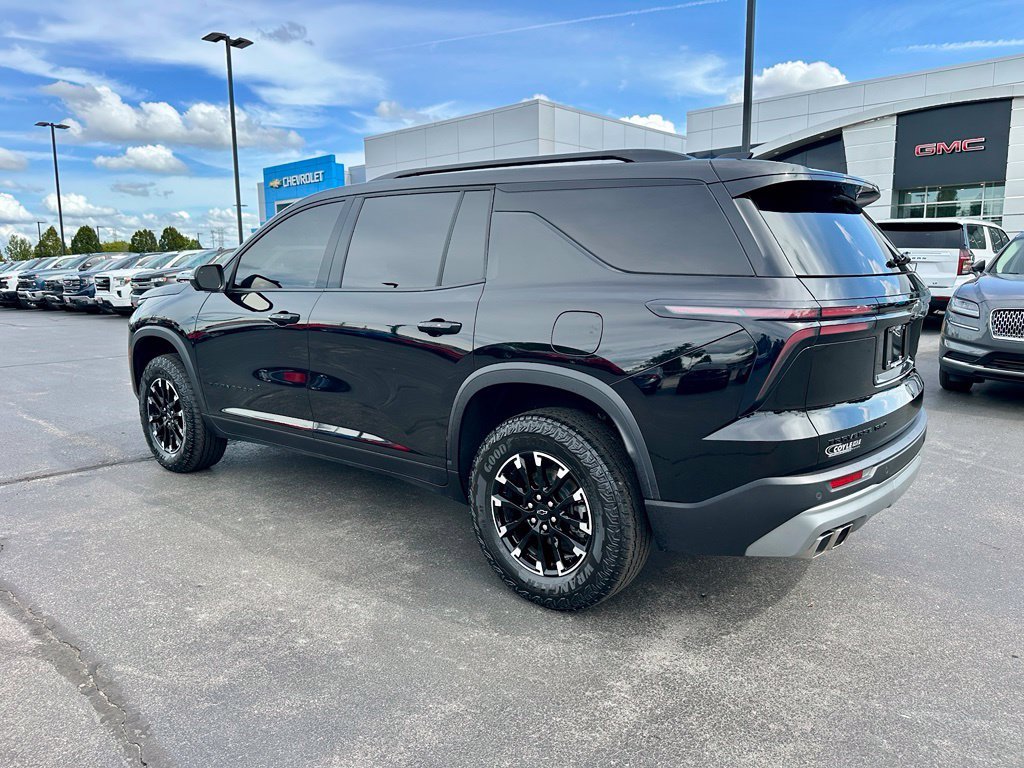 Used 2024 Black Chevrolet Z71 image 5