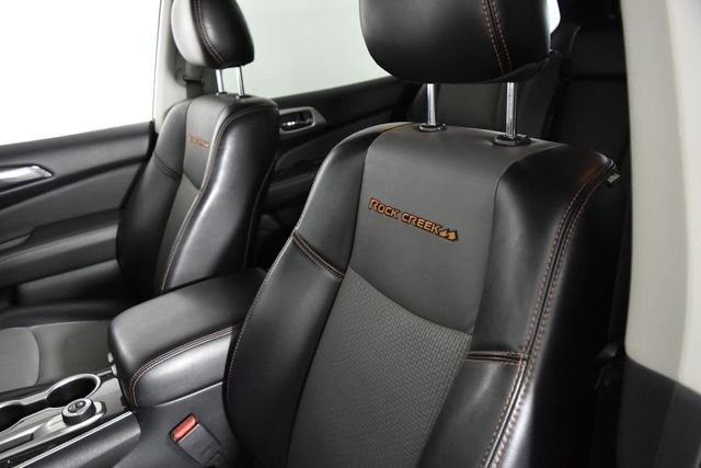 2020 Nissan Pathfinder SV - Photo 16