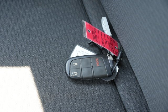 Used 2024 Black Jeep Latitude image 44