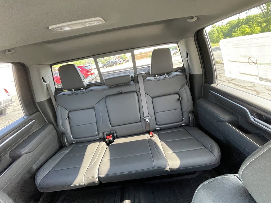 2026 GMC Sierra 3500HD SLT - Photo 19