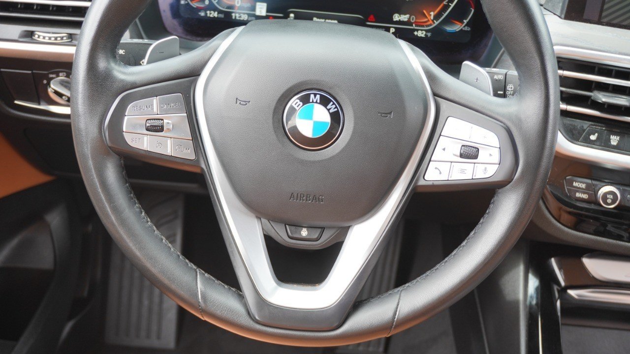Used 2022 Gray BMW sDrive30i image 29