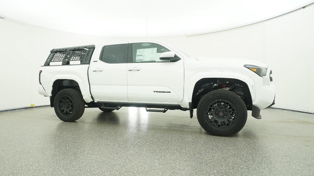 2026 Toyota Tacoma SR5 - Photo 17