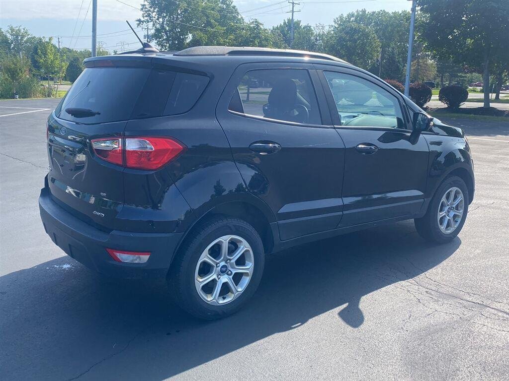 Used 2019 Shadow Black Ford SE image 11