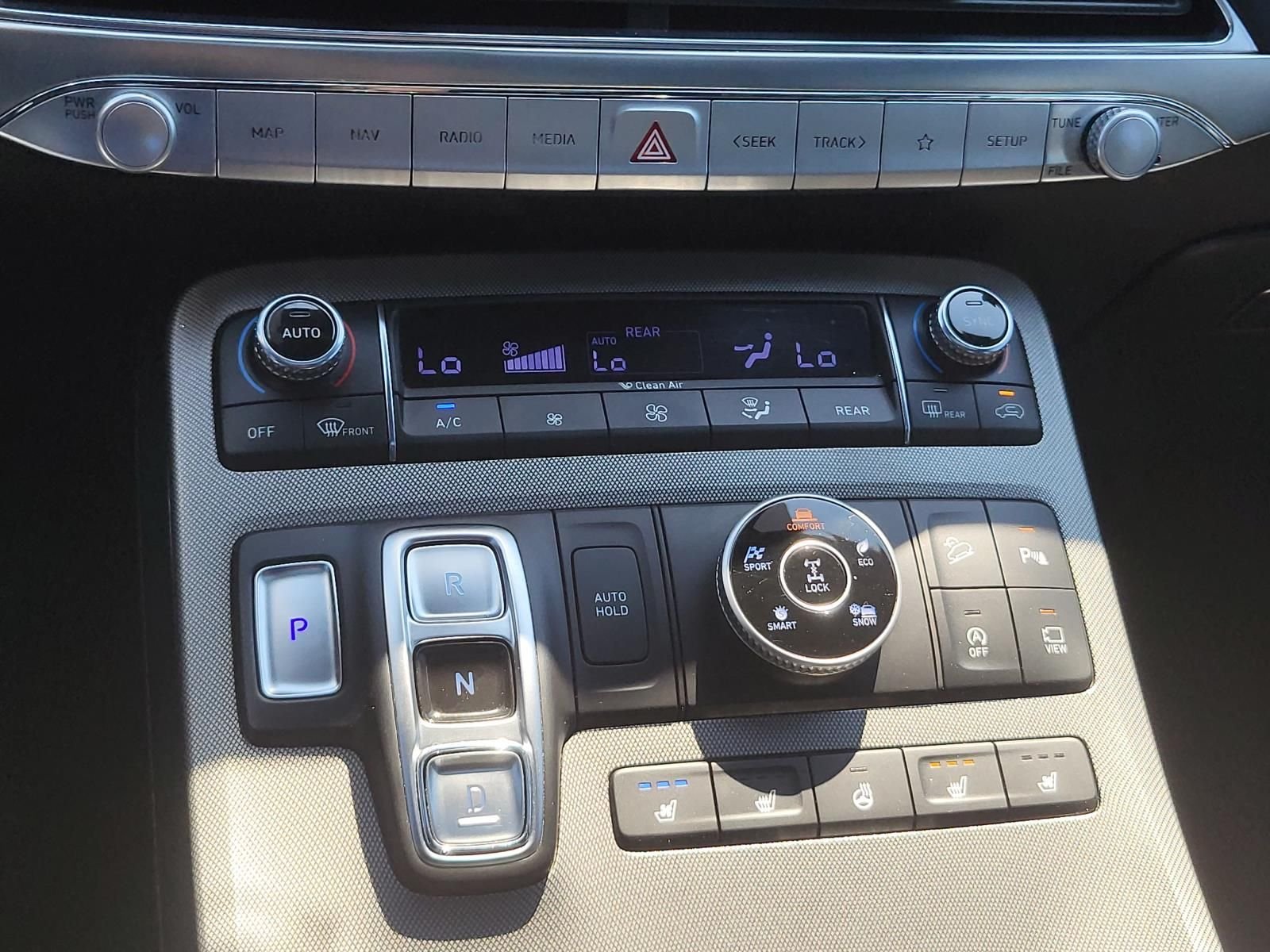 Used 2021 Hyper White Hyundai Calligraphy image 26
