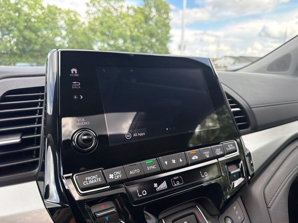 2024 Honda Odyssey EX-L - Photo 32