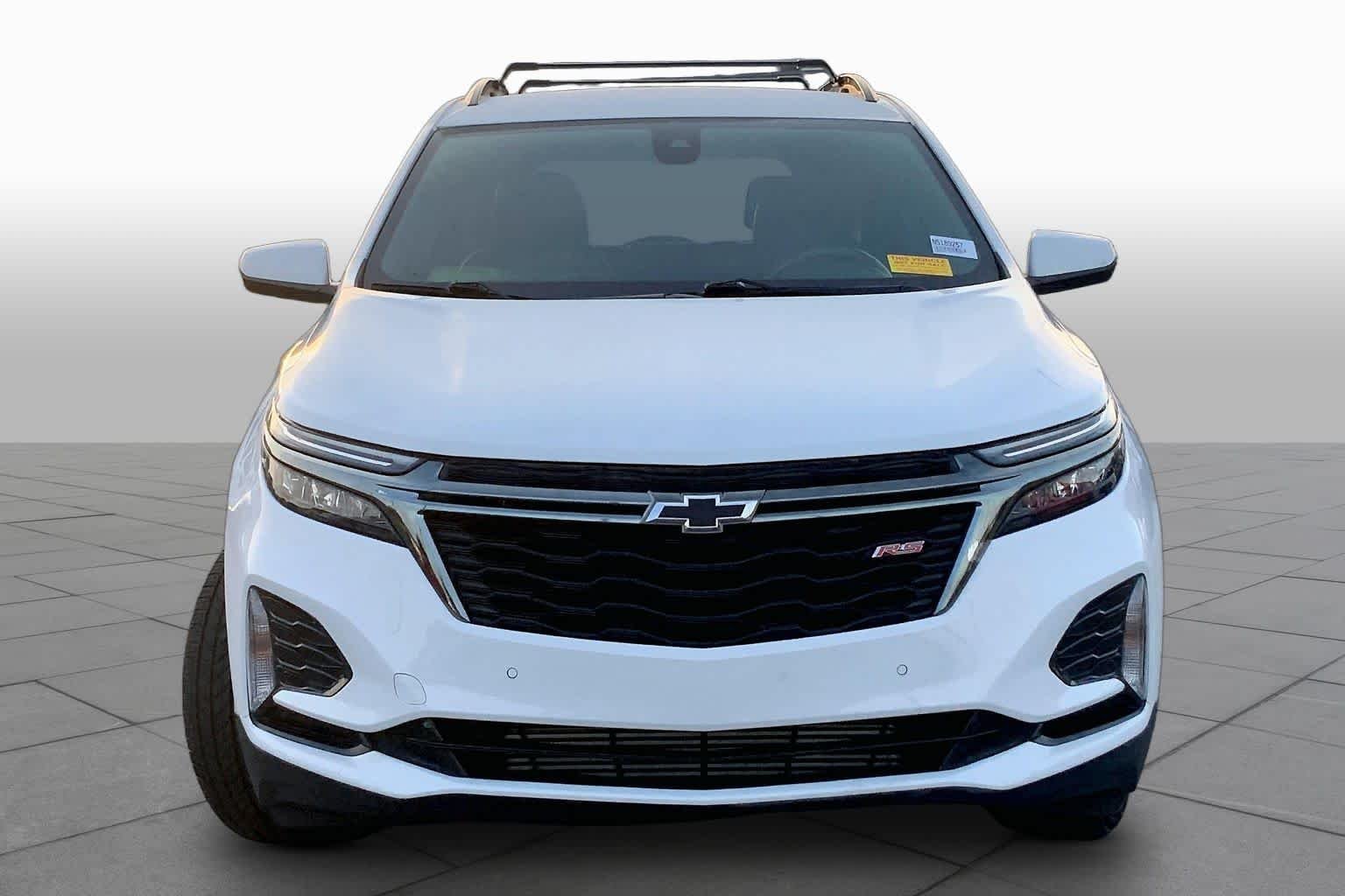 Used 2022 Summit White Chevrolet RS image 4